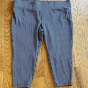 Torrid Premium Crop Pull On Stretch Pixie Legging Black White Herringbone 4X